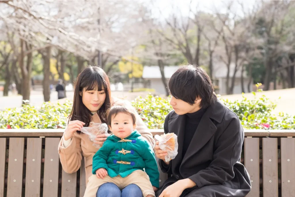 公園での家族写真撮影